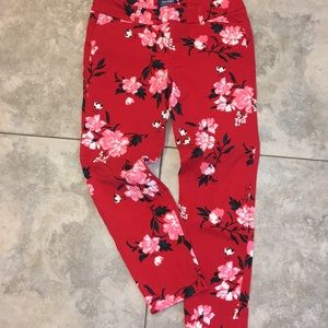 Old Navy Pixie Floral Pant